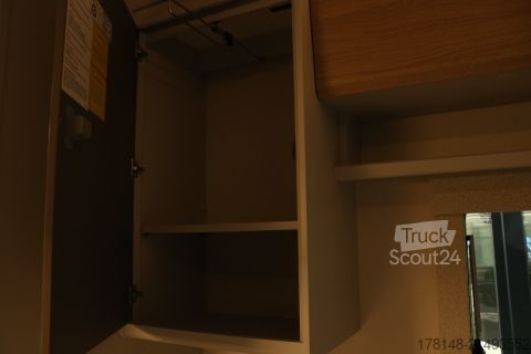 كرافان Bürstner Averso 490 TL