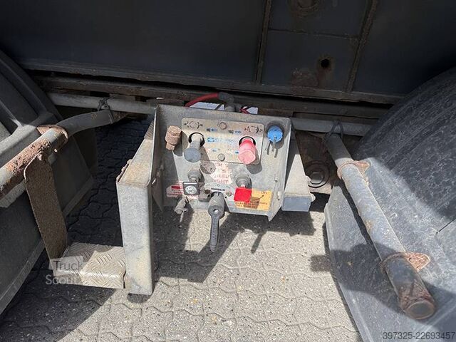 Valigia Kel-Berg 2 axle Link Box trailer / Link-Kofferauflieger