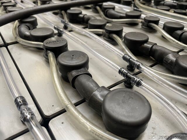 Unknown Hawker 80V   6 PZS 930