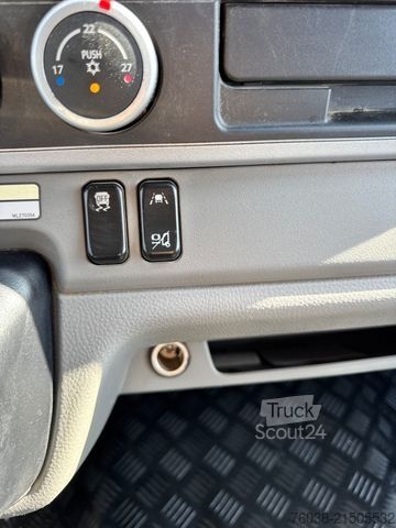 Самосвал-фургон MITSUBISHI Canter Fuso 3- Seiten Kipper 7C18