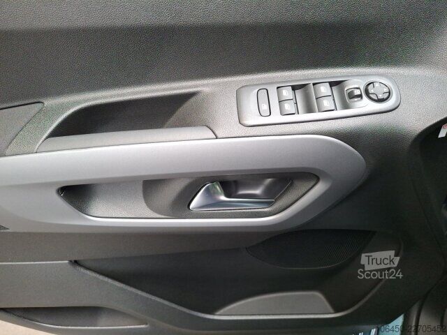 Minibus Citroën Berlingo XL 130 MAX BAR +180°Kamera+NAV+ACC+SHZ+