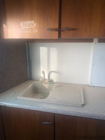 Транспортер для коней з житловим відсіком MAN TGA 18.363