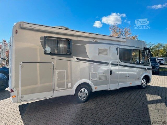 Camper integrado CARADO Carado I 447 Emotion SAT TV Fahrradträger Markie