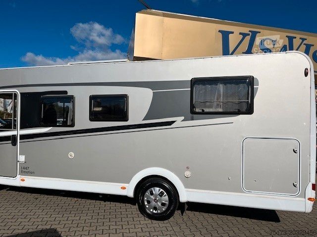 Camper integrado CARADO Carado I 447 Emotion SAT TV Fahrradträger Markie