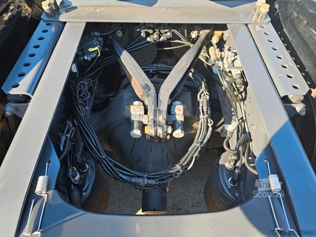 Standartinis vilkikas SCANIA S650 * V8 * TOP * ACC * STANDKLIMA *  VOLLLUFT
