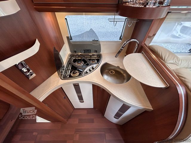 Camper integrado CARTHAGO Chic C-Line 5.0 QB stützen-AHK