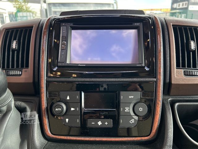 Camper integrado CARTHAGO Chic C-Line 5.0 QB stützen-AHK