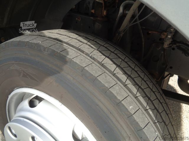 Furgone centinato MERCEDES-BENZ Atego 816 Klima 1.Hand