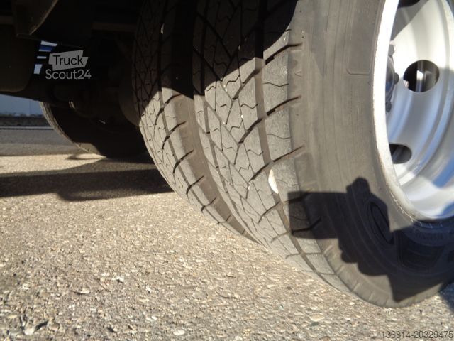 Furgone centinato MERCEDES-BENZ Atego 816 Klima 1.Hand