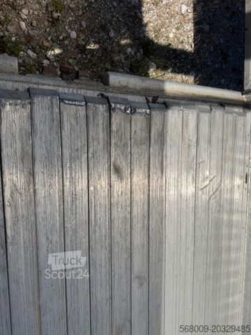 Naczepa z ruchomą podłogą SCHWARZMÜLLER J-SERIE,Schuboden