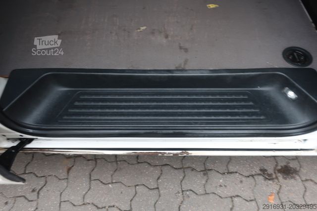 Fourgon tôlé VOLKSWAGEN T6.1 lang / 1. Hand / PDC / Klima / FN: 220