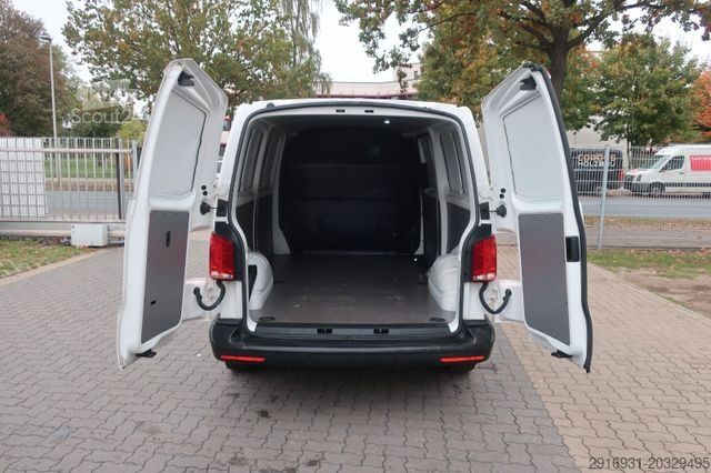 Fourgon tôlé VOLKSWAGEN T6.1 lang / 1. Hand / PDC / Klima / FN: 220