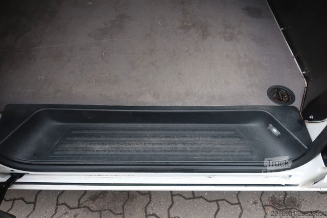 Fourgon tôlé VOLKSWAGEN T6.1 lang / 1. Hand / PDC / Klima / FN: 190