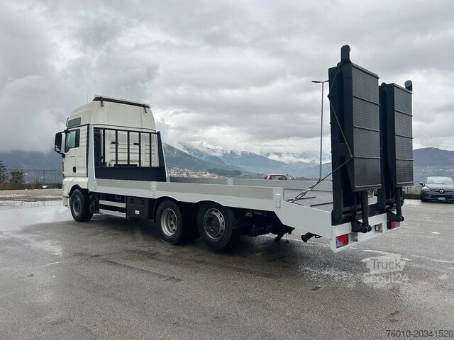 Autocarro con cassone fisso MAN TGX 26.480