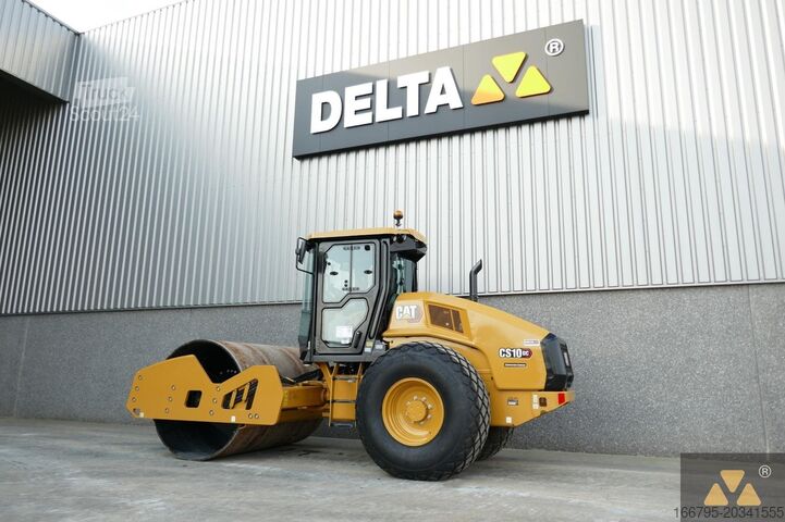 Enkel trumvals Caterpillar CS10GC