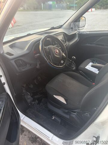 κλειστό βαν FIAT Doblo Cargo