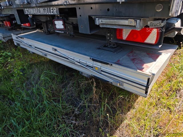 Open oplegger met zeil SCHWARZMÜLLER POWER LINE  SAF  1. und 3. Achslift Ladebordwand