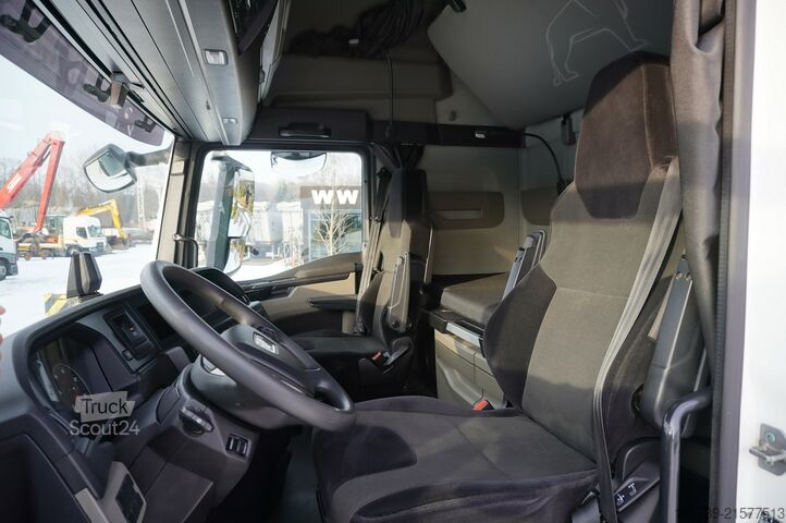 Traktora vienība MAN TGX 28.510 6×2 / Sleeper cab