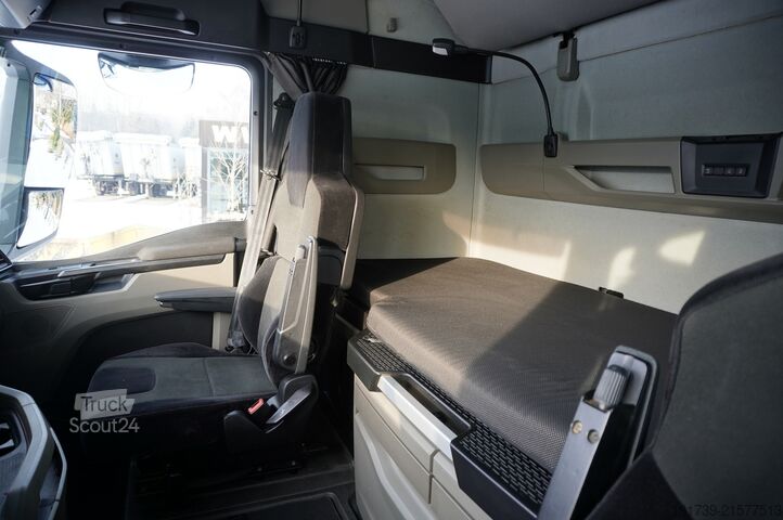 Traktora vienība MAN TGX 28.510 6×2 / Sleeper cab