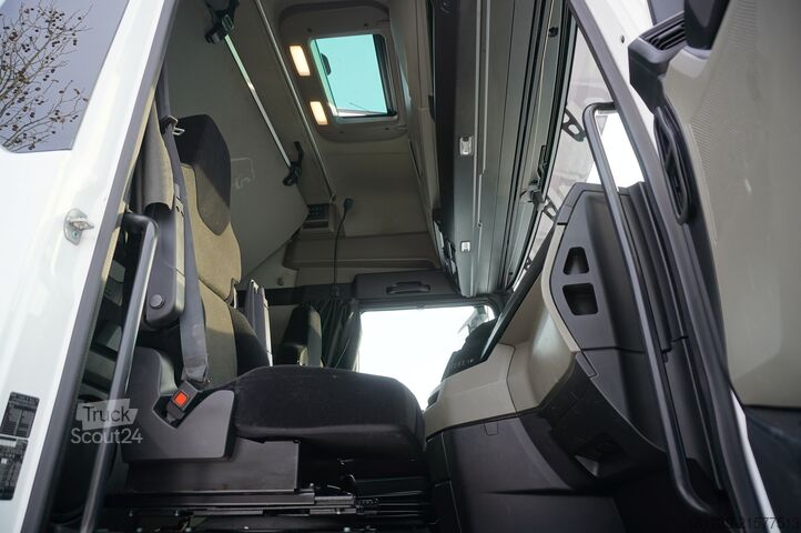 Traktora vienība MAN TGX 28.510 6×2 / Sleeper cab