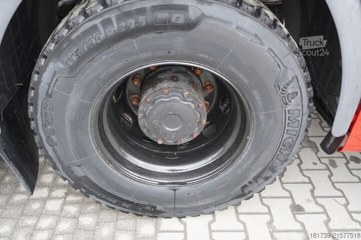 Traktora vienība MAN TGX 33.640 6x4 tractor unit / GVM 70 t