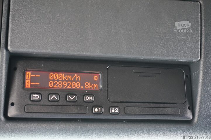 Traktora vienība MAN TGX 33.640 6x4 tractor unit / GVM 70 t