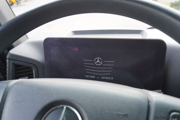 Standard tractor unit Mercedes-Benz Actros 1842 tractor unit / 160 tho. km