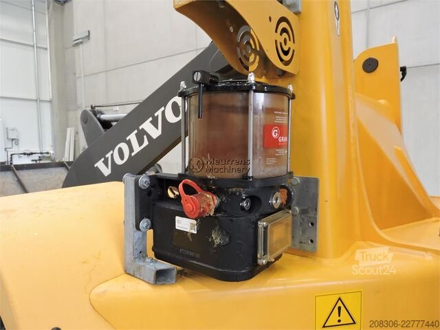 Ładowarka kołowa VOLVO L35G Automatic Greasing