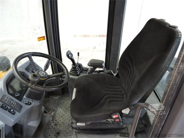 Ładowarka kołowa VOLVO L35G Automatic Greasing