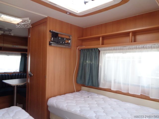 Bivalnik DETHLEFFS Summer Edition '08 430 V *Einzelbetten*Mover*