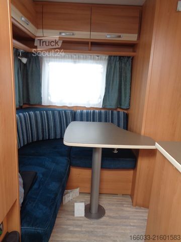 Bivalnik DETHLEFFS Summer Edition '08 430 V *Einzelbetten*Mover*