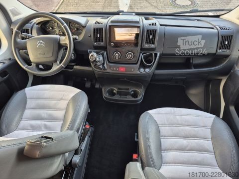 Camping-car semi-intégré Sunlight V 66 TOP-AUSSTATTUNG