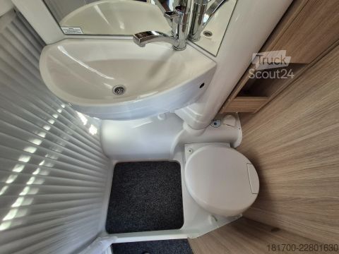 Camping-car semi-intégré Sunlight V 66 TOP-AUSSTATTUNG