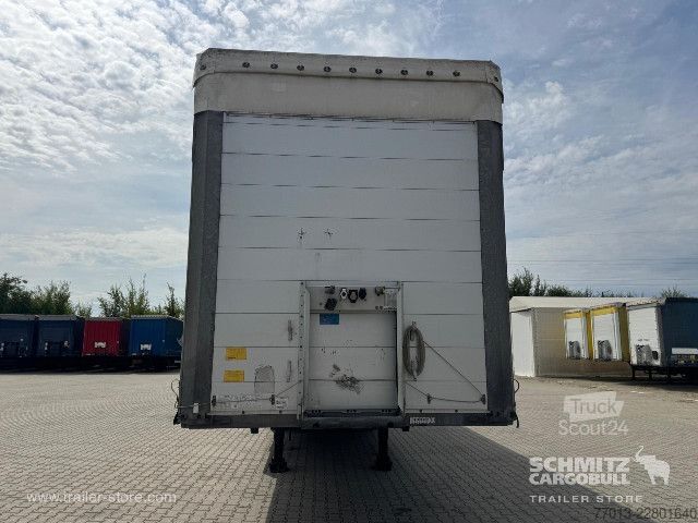 Naczepa otwarta z plandeką Schmitz Cargobull Curtainsider Standard
