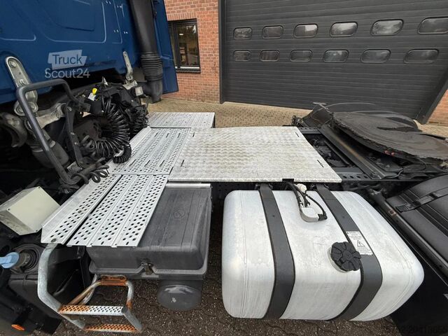 Standaard-SZM Mercedes-Benz Actros 1940 4x2 Streamspace Spoilers 663.325KM