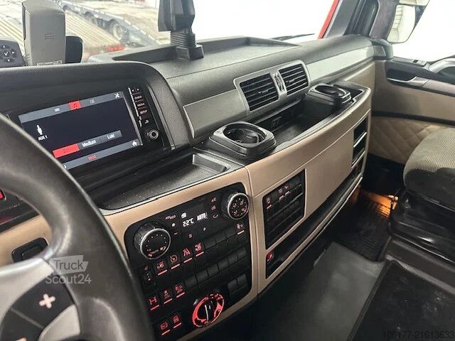 Standard-SZM MAN TGX 18.500 XLX ELEGANCE EDITION/4 PIECES - STUKS