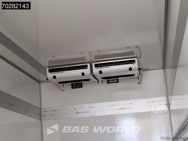 Hűtött/fagyasztott szállítás Mercedes Atego 1524 Atego 4X2 15tonner Thermo king T-120...