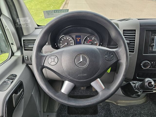 Универсал с высокой крышей MERCEDES-BENZ SPRINTER 519 L2H2 V6 Airco 3.0Ltr