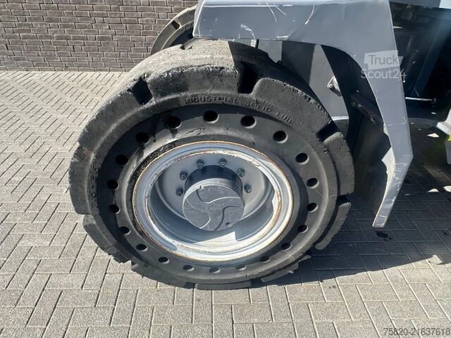 Nakladač Terex TL 160 +HOOGKIEPBAK+HYDRAULISCHE+VEEGBORSTEL