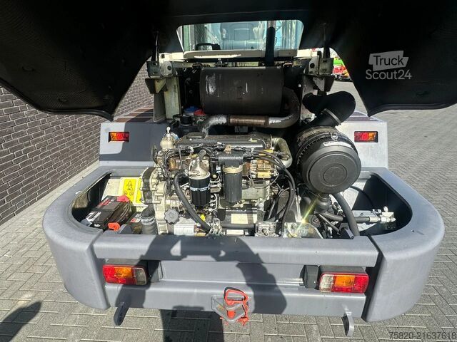 Nakladač Terex TL 160 +HOOGKIEPBAK+HYDRAULISCHE+VEEGBORSTEL