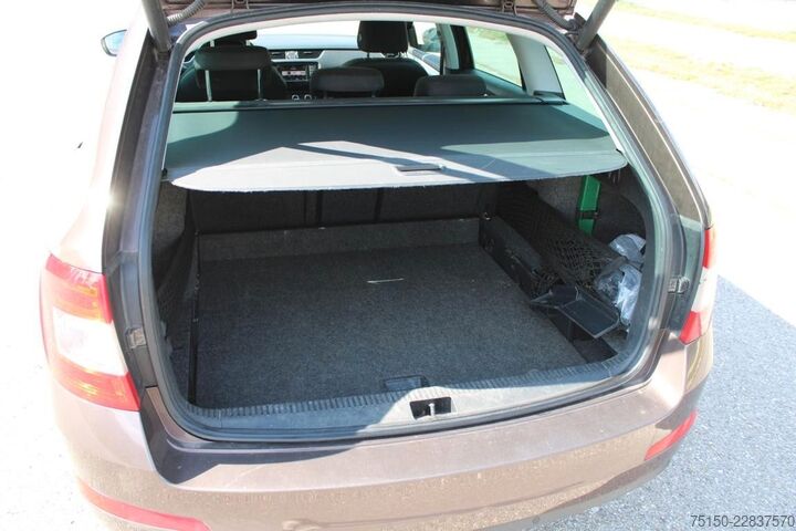 Mikroautobusas SKODA Octavia Combi Style - Nr.: 548