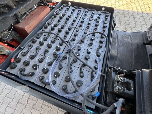  Linde E25 + Ladegerät NEU 80100--EK