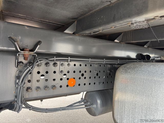 Φορτηγό πλατφόρμα με μουσαμά MERCEDES-BENZ ANTOS 2533 L / LBW / LENKACHSE / 22 PAL