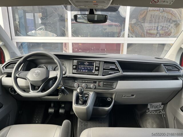 Passasjerbuss Volkswagen Transporter Kombi 2.0 TDI L1H1 Comfortline 9-pe...