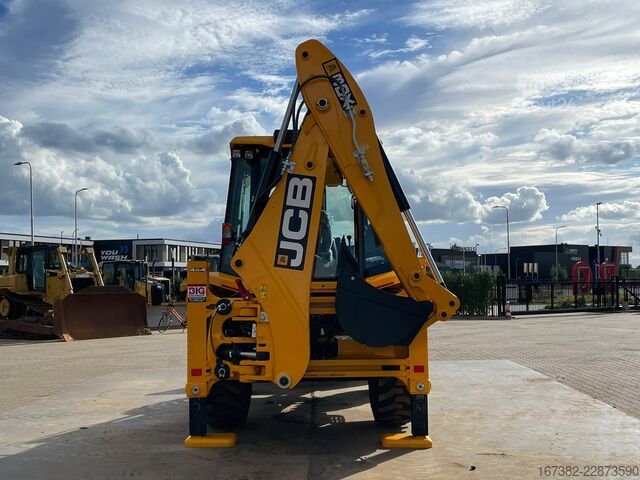 Ekskavatoriaus ir krautuvo derinys JCB 3DX 4WD hammerlines