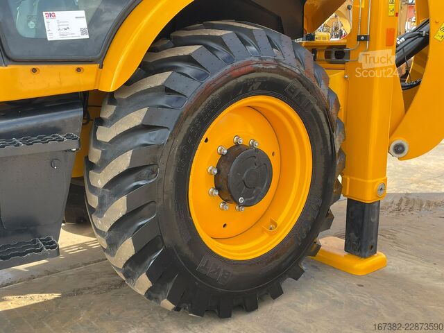Ekskavatoriaus ir krautuvo derinys JCB 3DX 4WD hammerlines