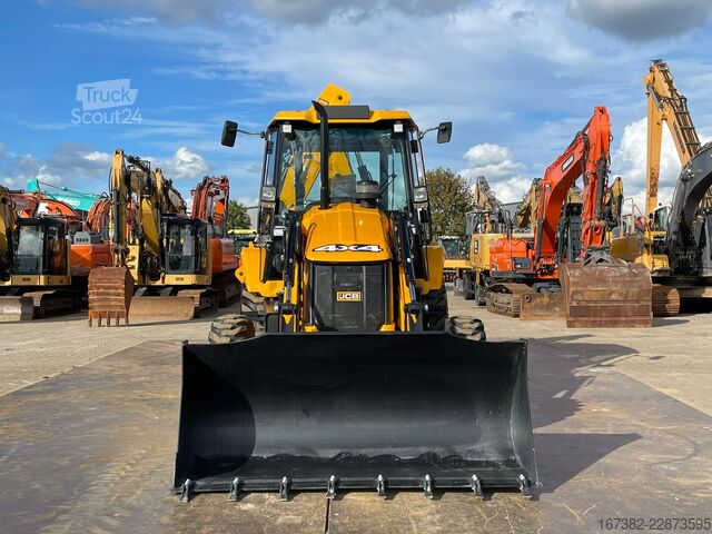 Ekskavatoriaus ir krautuvo derinys JCB 3DX 4WD hammerlines