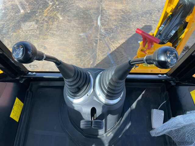Ekskavatoriaus ir krautuvo derinys JCB 3DX 4WD hammerlines