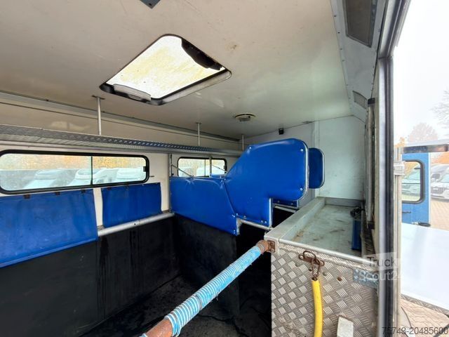 Veewagen MERCEDES-BENZ ATEGO 1324 6 Pferde Wohnung