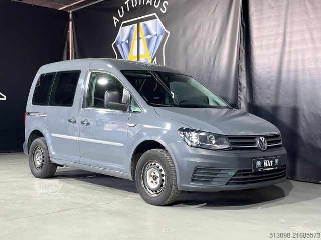 Minibús VW CADDY 2.0 TDI TEMPOMAT AHK NAVI EURO 6